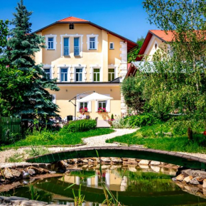 Гостиница Boutique Hotel SwissHouse  Марианске Лазне